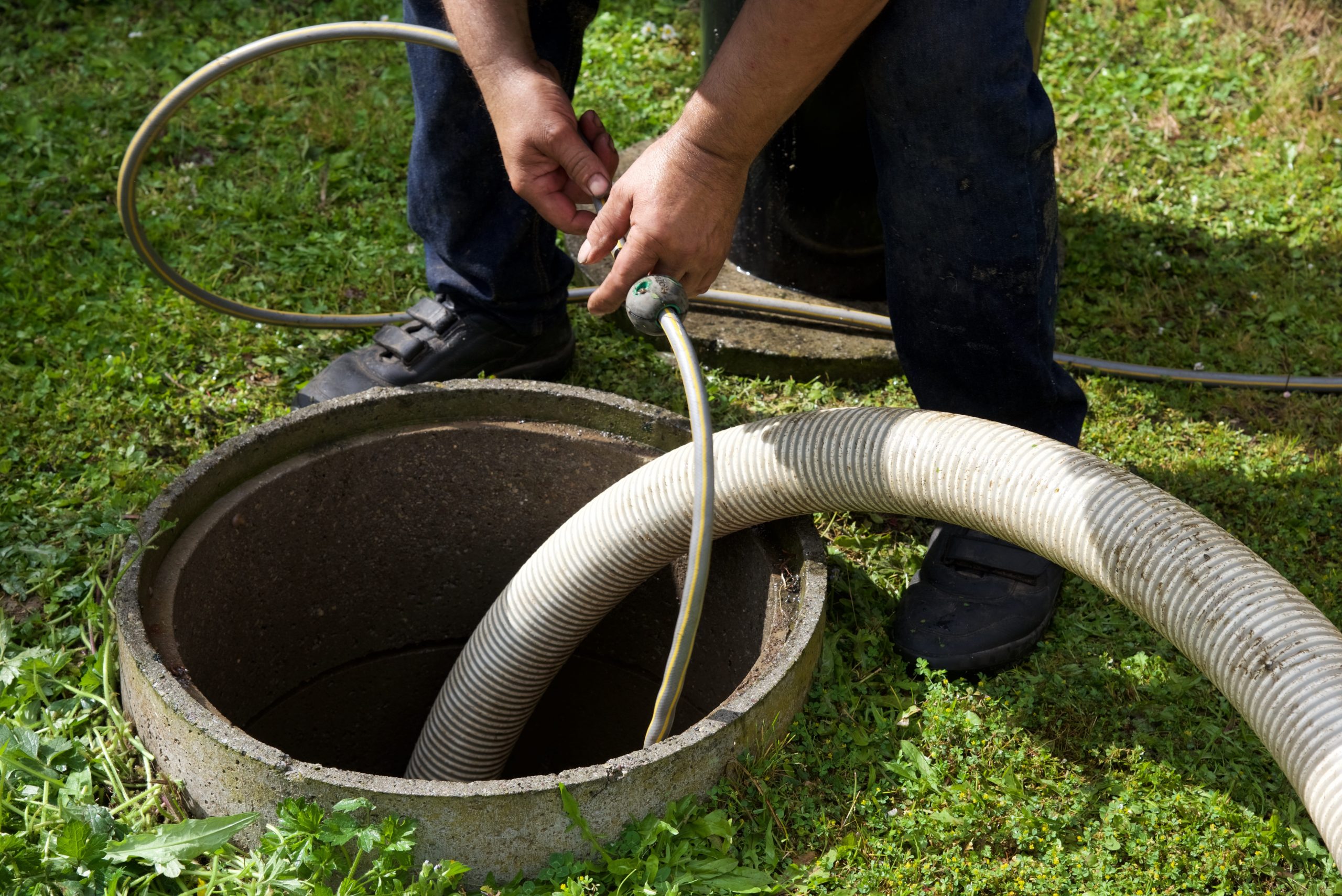 limpieza y desinfección de tanques de almacenamiento de agua potable