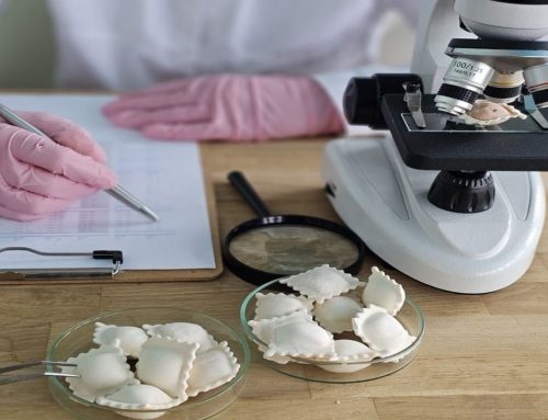 Biofilms en la industria alimentaria: qué son, por qué importan y cómo combatirlos